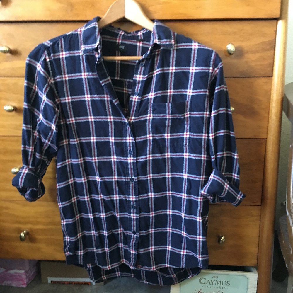 Uniqlo Plaid High-Low Top Sz M